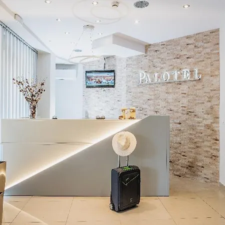 Palotel Luxury Hotell 3*
