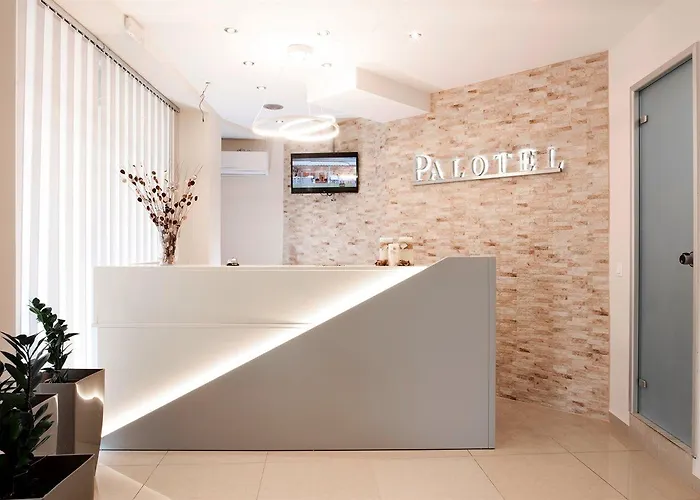 Palotel Design Hotell 2*